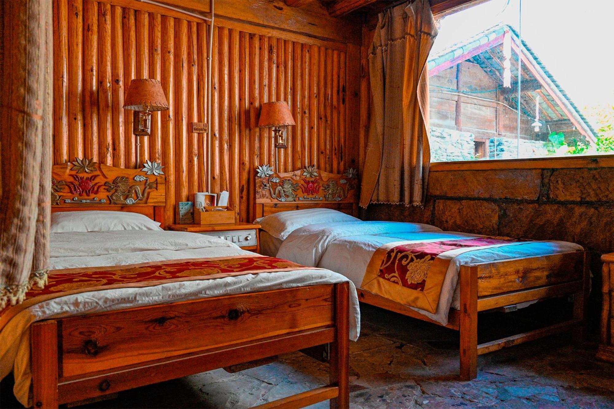 Tiger Leaping Gorge Sean'S Spring Guesthouse شانغريلا المظهر الخارجي الصورة